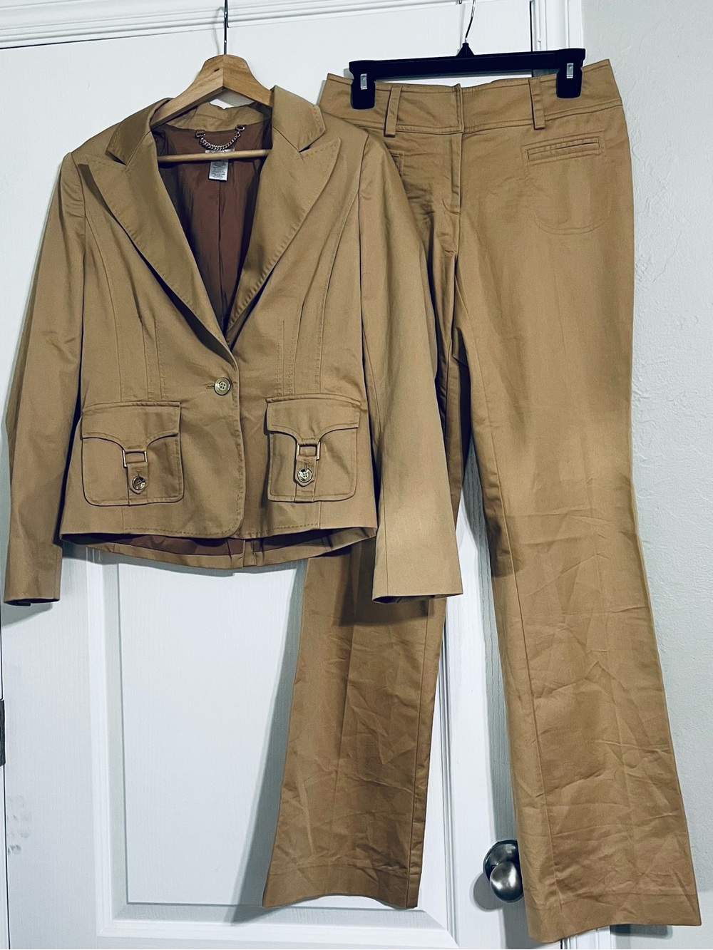 (EUC) Cache Women's Tan Two-Piece Pant Suit Top Sz6 Pants Sz4
